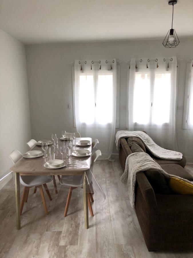 Appartement Cosy Et Lumineux Caussens Eksteriør billede